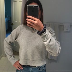 Forever 21 Light Grey Cropped Light Crewneck